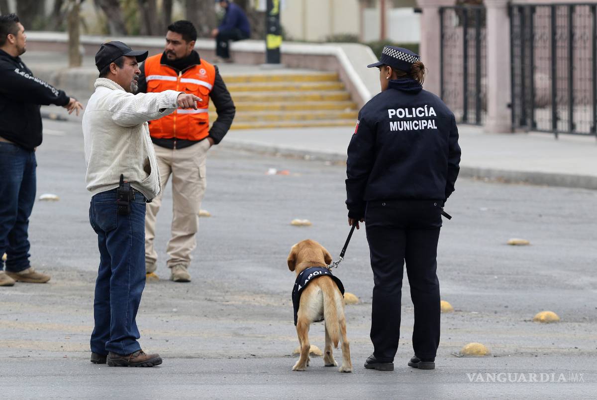 $!Sobrevigilado por 150 policías, paseo dominical de Saltillo