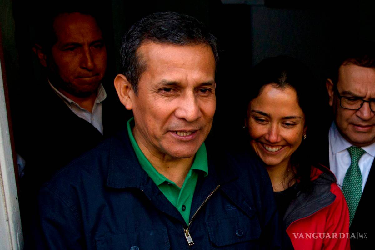 Revocan prisión preventiva a ex presidente de Perú y esposa