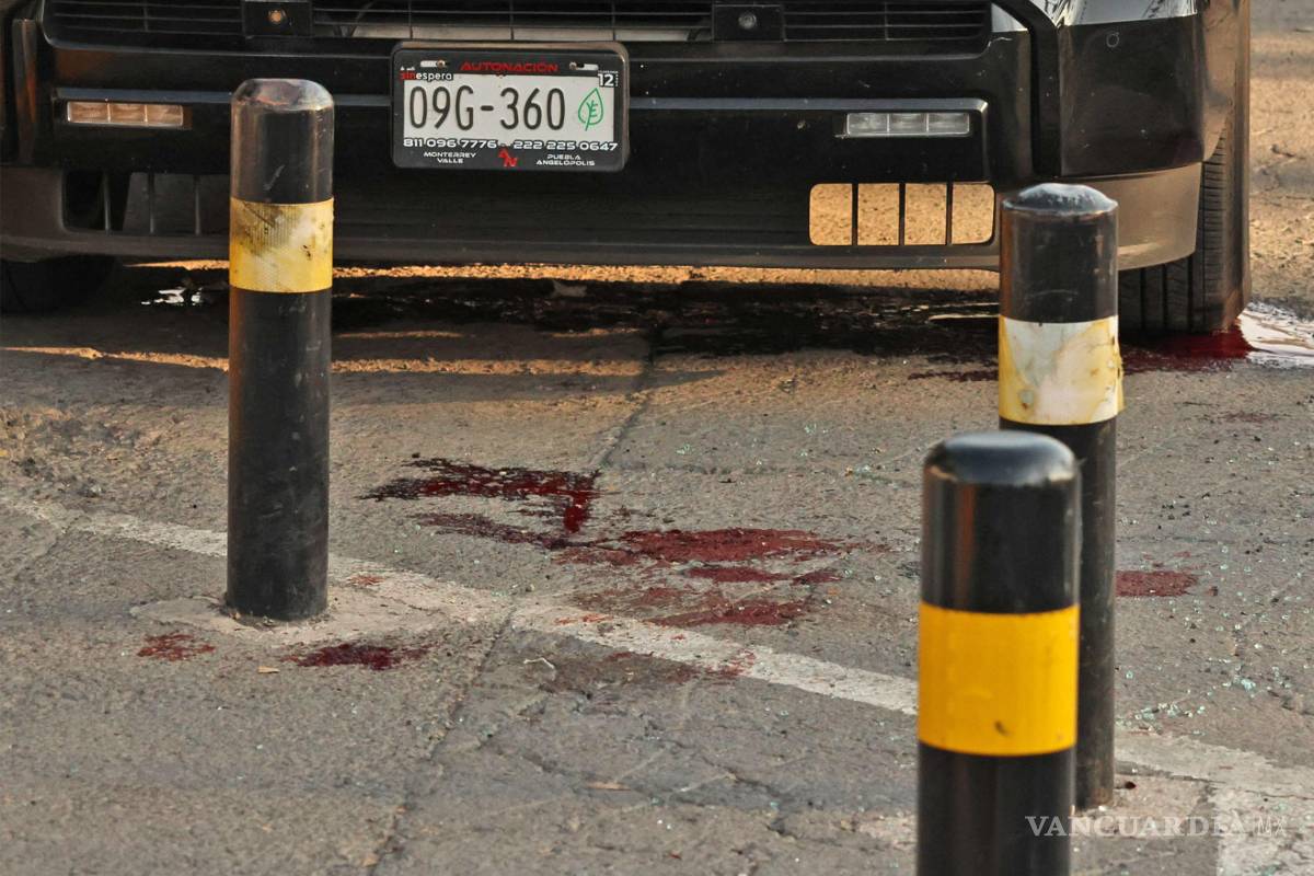 $!Durante la madrugada del 14 de febrero se registró una balacera en el bar El Despecho, ubicado en la zona de Angelópolis, la cual dejó como saldo tres personas muertas.