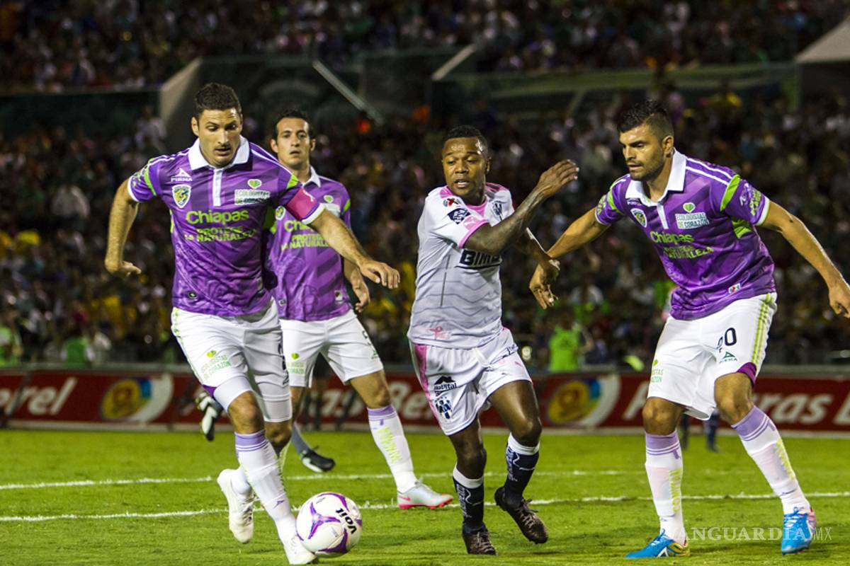 El colombiano Dorlan Pabón salva al Monterrey de una derrota ante el Chiapas