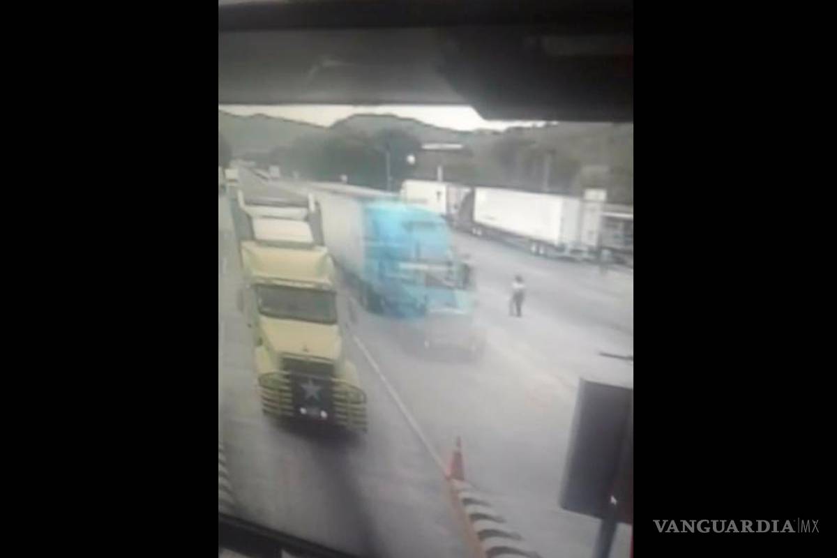 Evitan tragedia Guardia Nacional y Capufe; tráiler se queda sin frenos en carretera Los Chorros