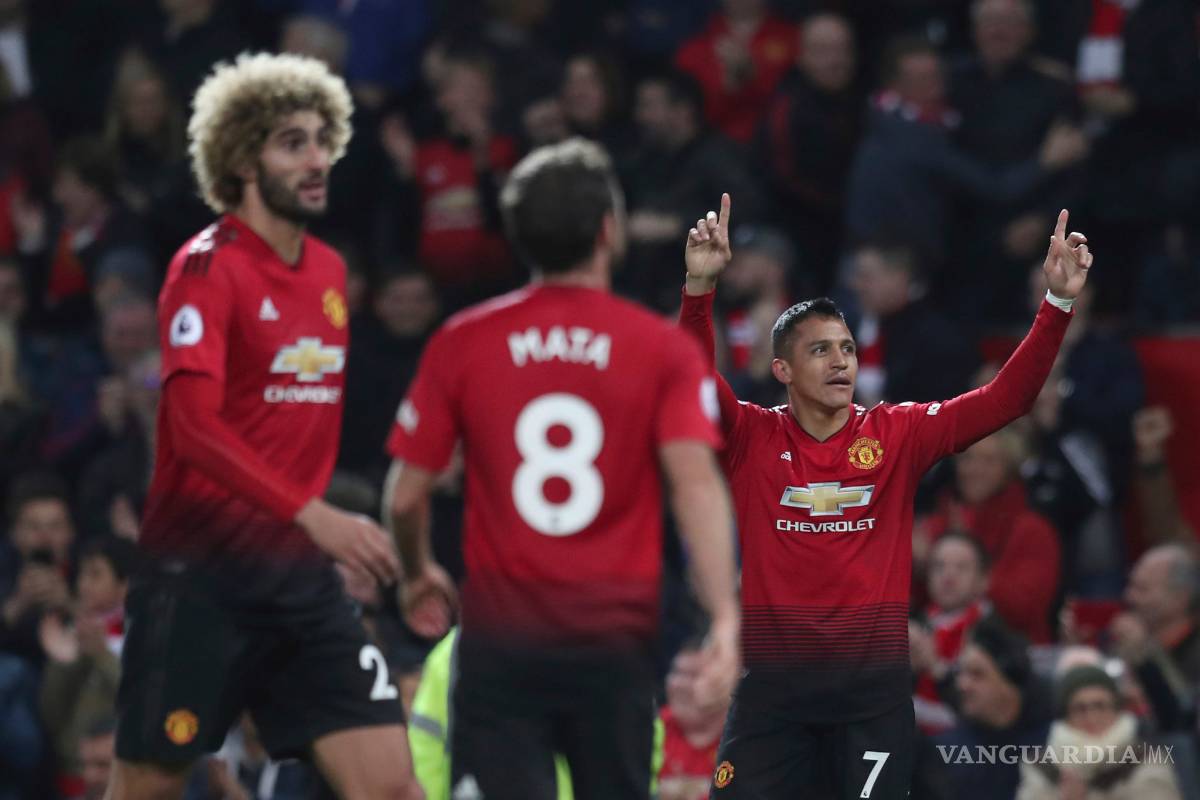 Alexis Sánchez le salva el trabajo a Mourinho