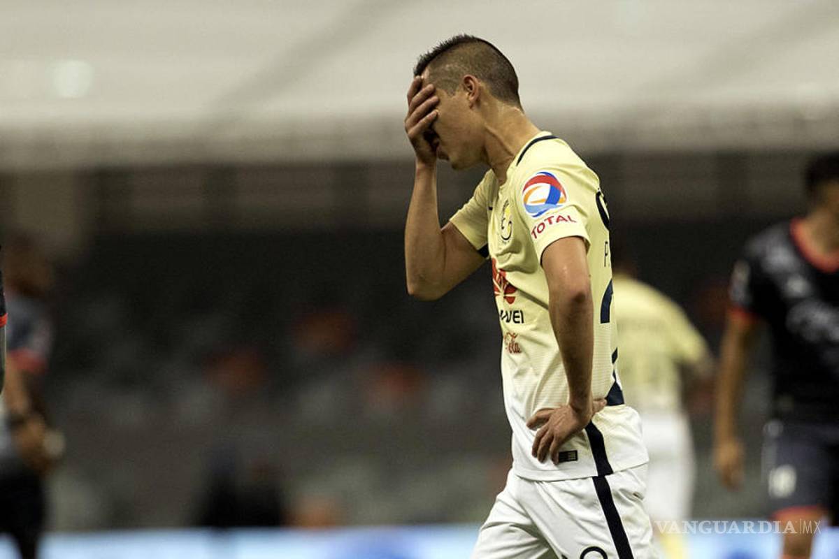 Paul Aguilar sufrió ruptura de ligamento; se perderá Mundial de Clubes