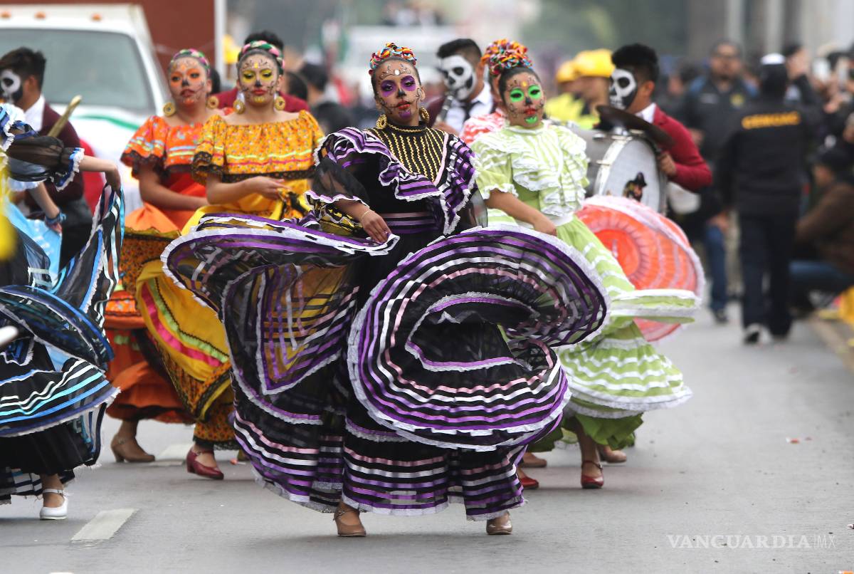 $![FOTOGALERIA] En Saltillo, así se vivió el desfile del 20 de noviembre