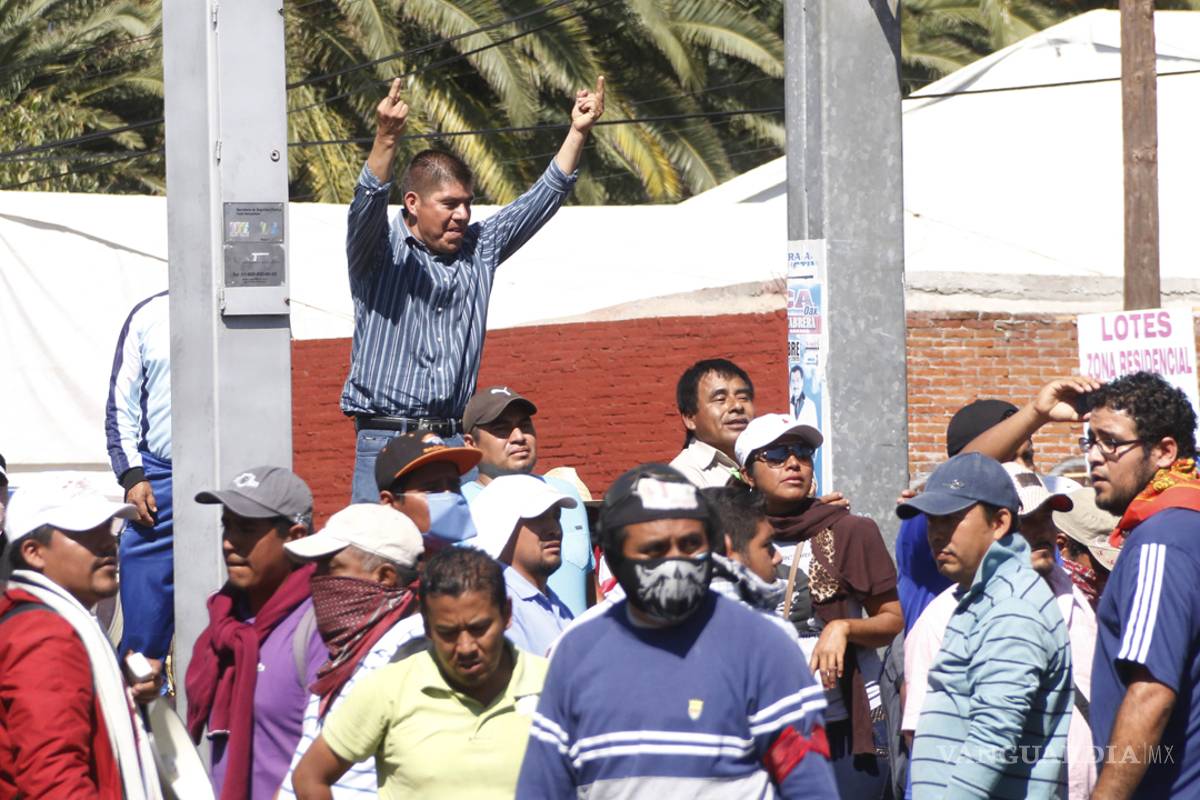 CNTE expulsa a 3 profesores más por evaluarse