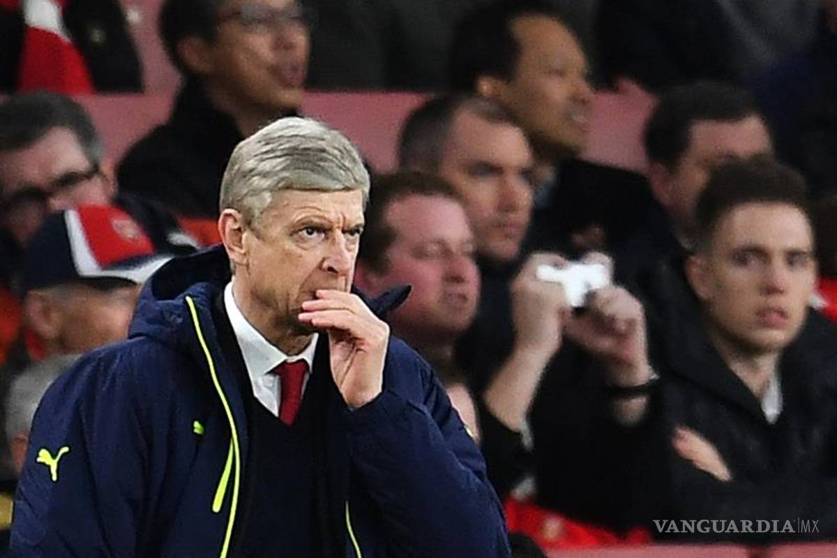 Veinte años después, Wenger consume su crédito en el Arsenal