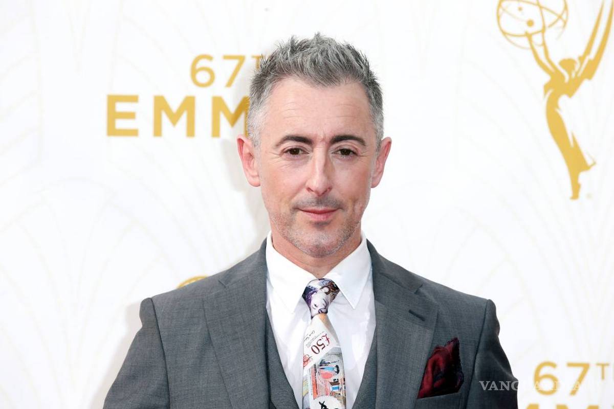 Alan Cumming y Lea DeLaria, en semana del orgullo gay de Tel Aviv