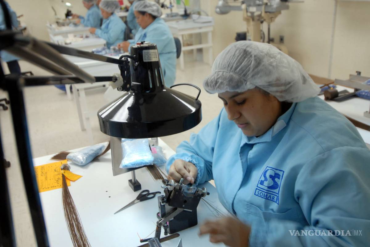 Mujeres, con uno de cada cuatro empleos formales, de acuerdo a cifras del IMSS