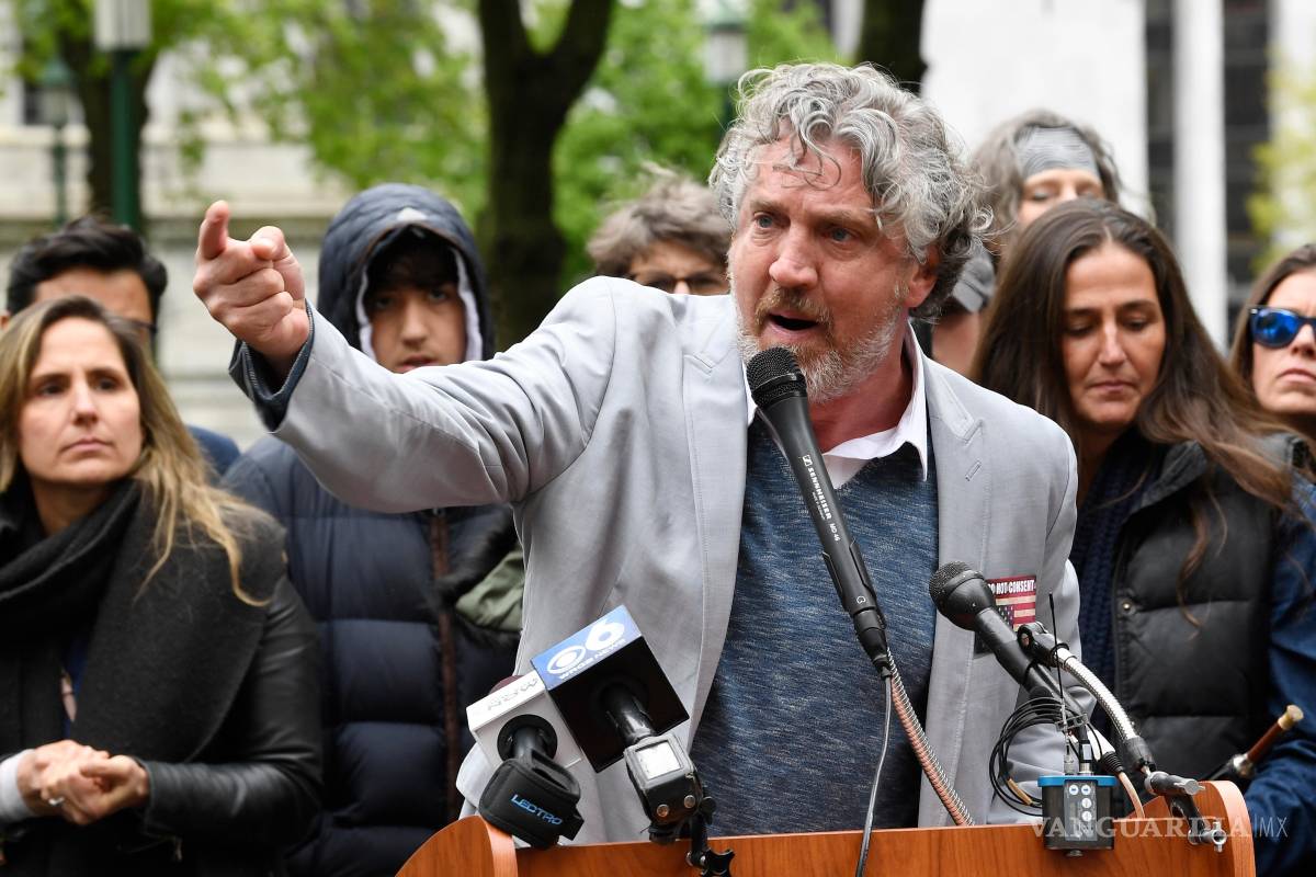 ¿Cómo se benefician algunas compañías del movimiento anti-ciencia que se ha popularizado con Trump?