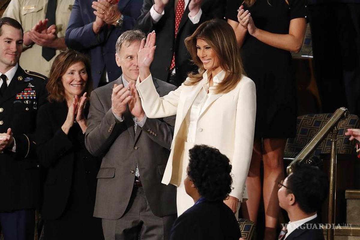 Melania Trump rompe con la tradición y llega por su cuenta al Congreso
