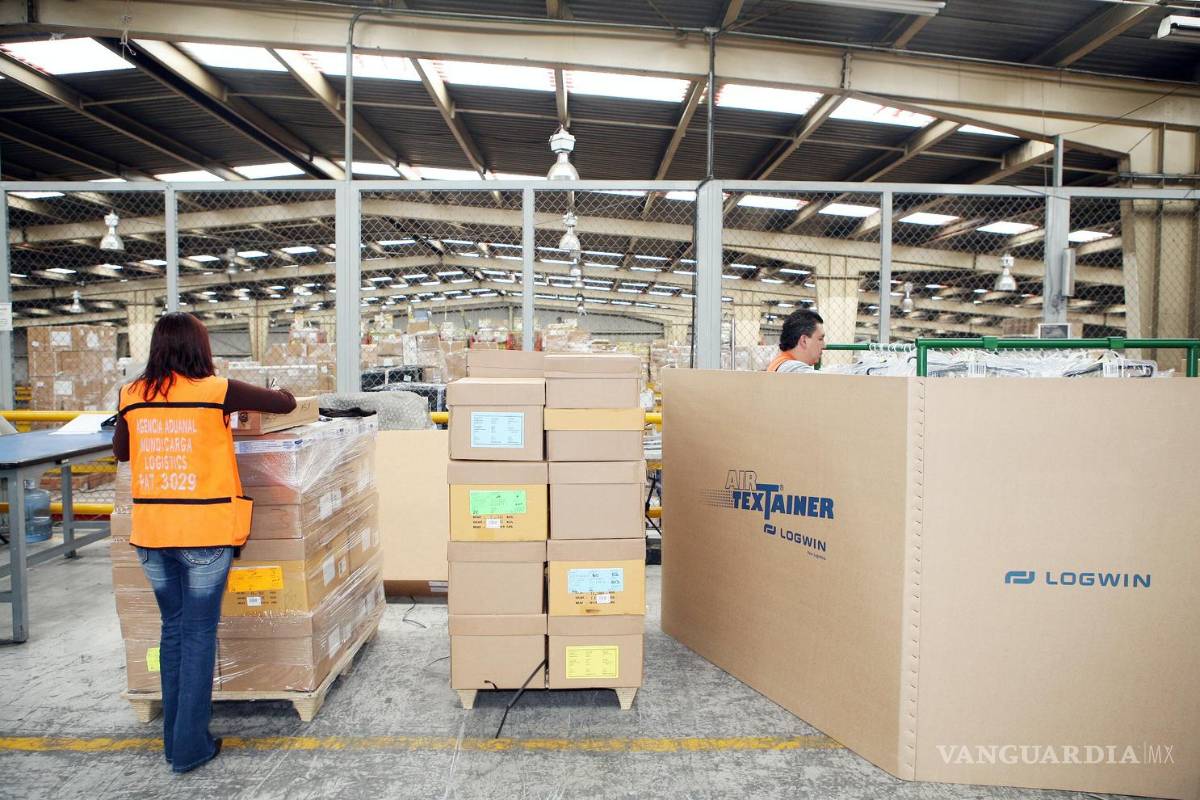 Suben un 33% el impuesto a envíos por paquetería en México