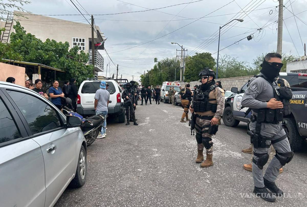 $!Los hermanos gemelos, de 18 años, irrumpieron en la escuela con machetes y cuchillos.