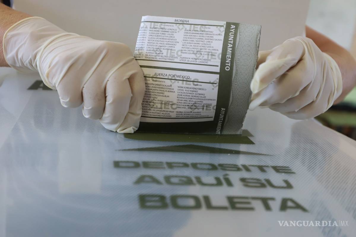 Cierran las casillas en la mayor parte de los estados de México