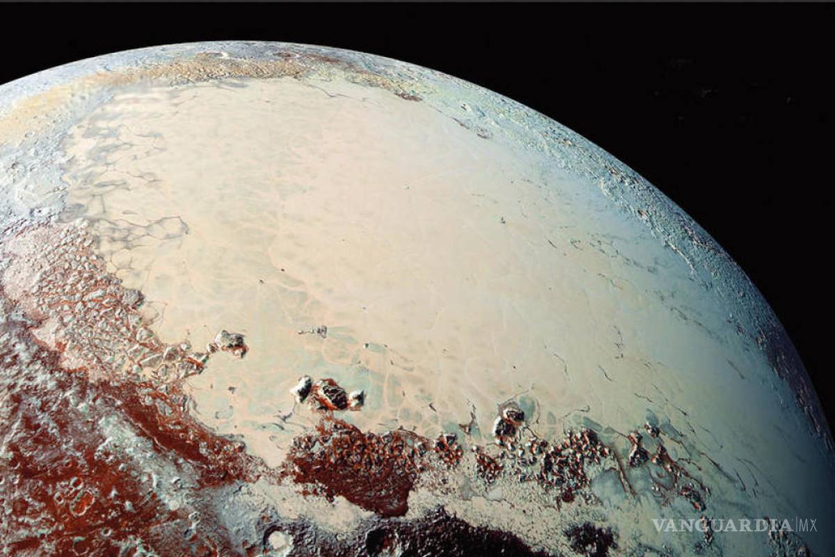 Estudio sugiere que hay un océano habitable en Plutón