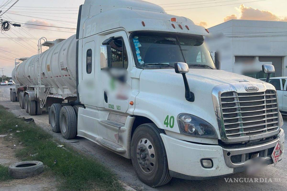 Lo vinculan a proceso por transportar 62 mil litros de hidrocarburo ilícito, en NL