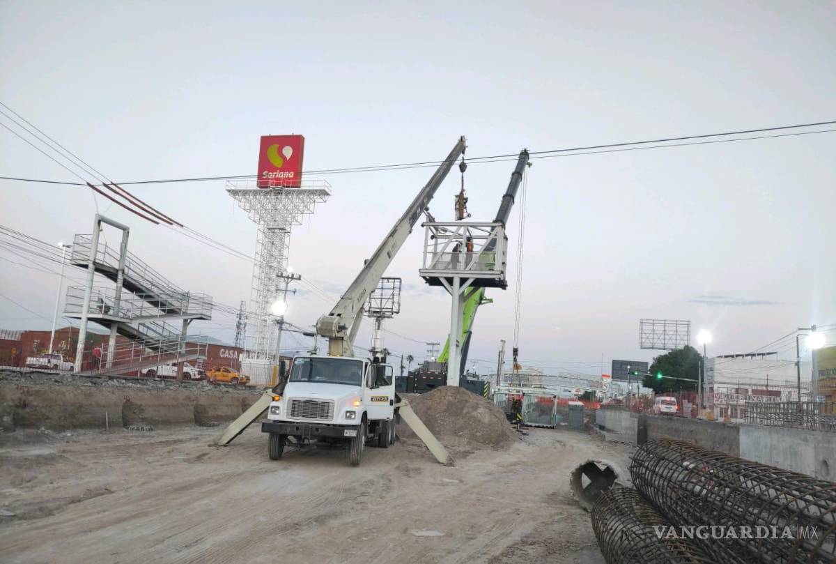 $!El puente peatonal no será reinstalado en el punto donde se encontraba; los cruces se realizarán a nivel de calle con señalización y elementos de accesibilidad.
