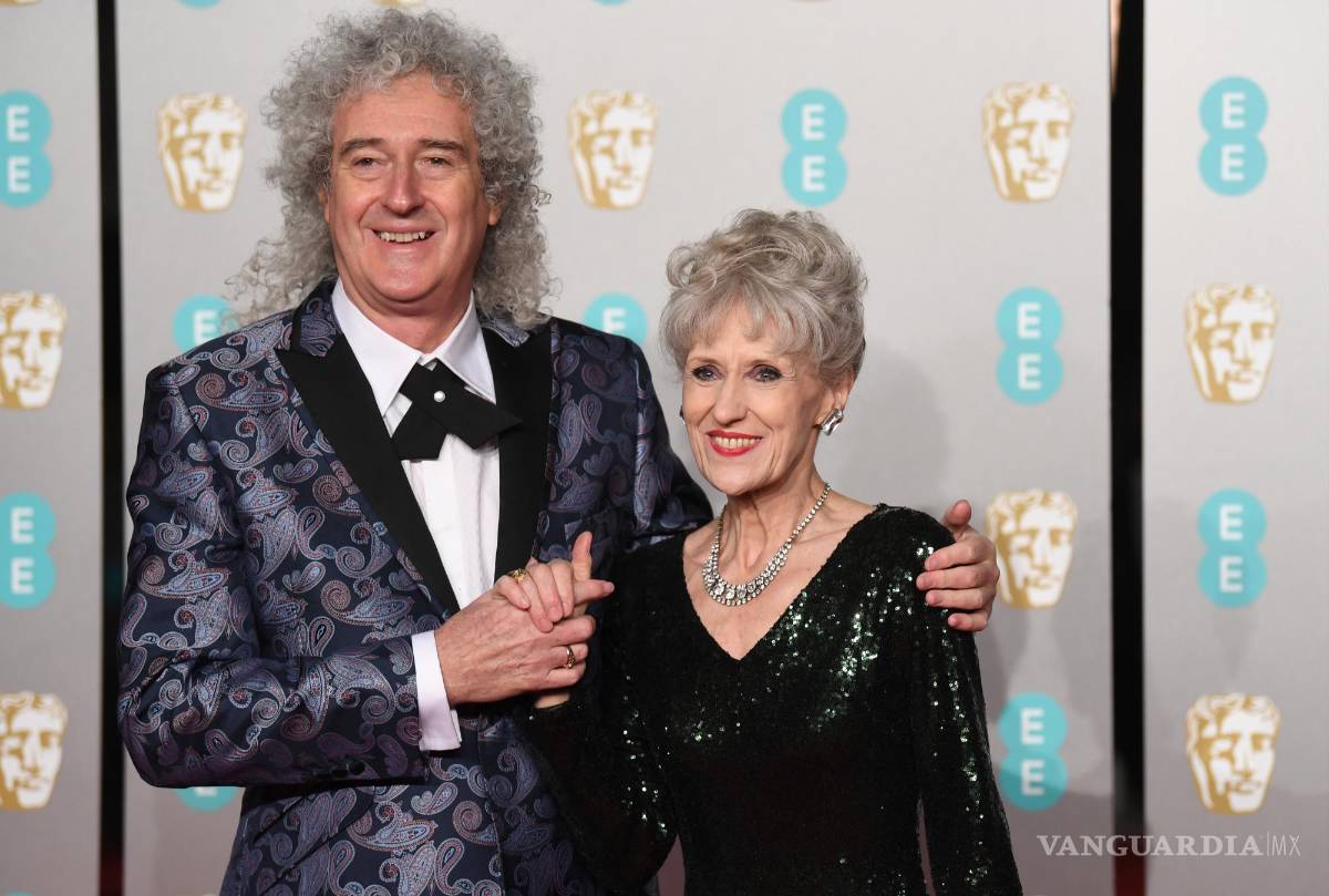 $!Brian May y su esposa Anita Dobson en una imagen de 2019.