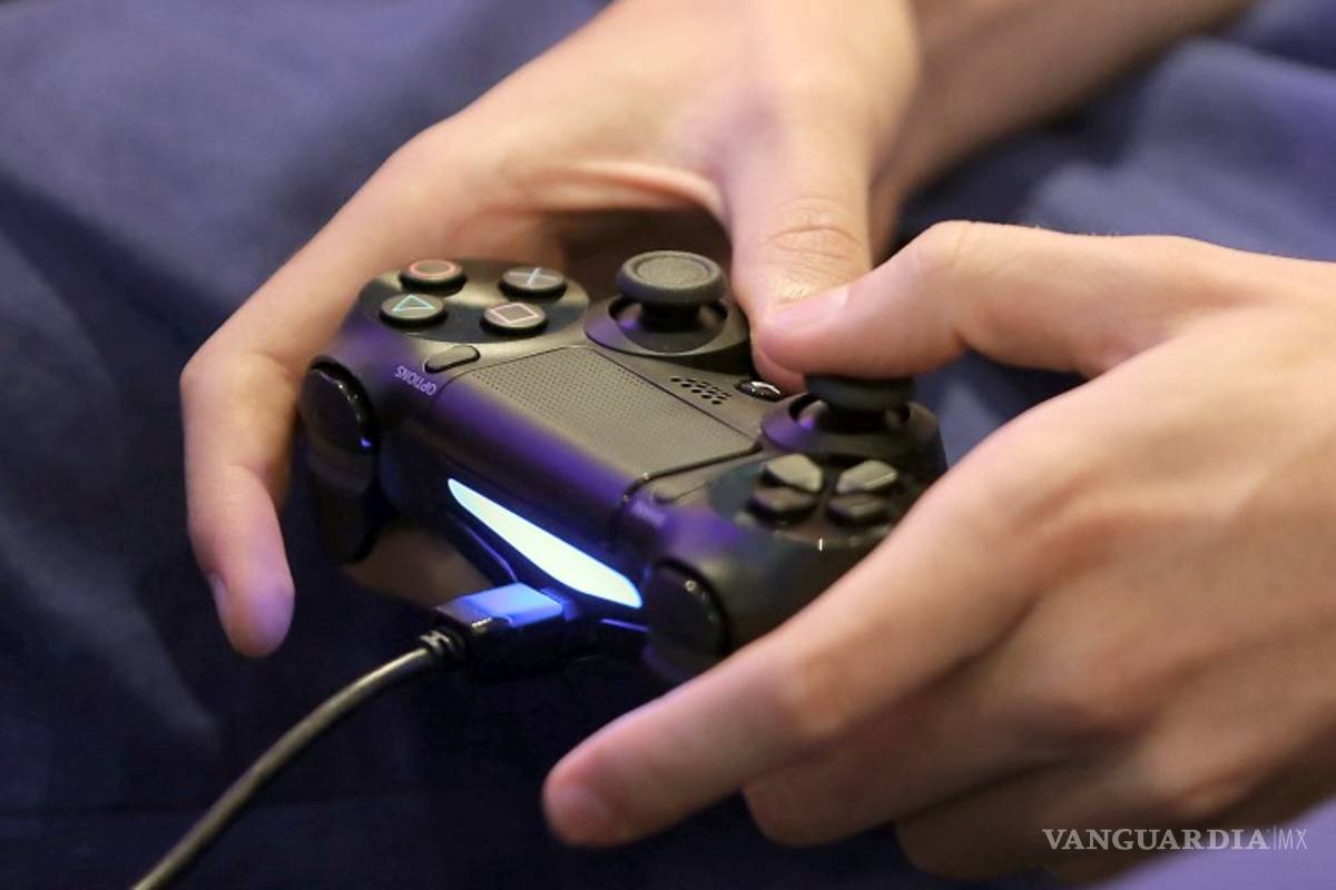 Avalan sancionar a quien venda videojuegos inapropiados a niños