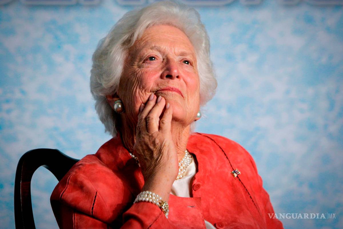 Barbara Bush, la primera mujer de la época moderna que vio a su hijo y esposo ser presidentes de Estados Unidos