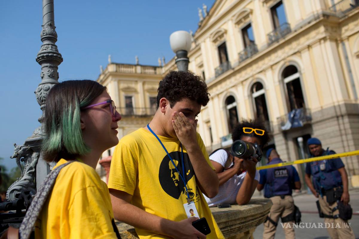 Luto en redes sociales tras el incendio en el Museo Nacional; ¿Qué se perdió en el fuego?