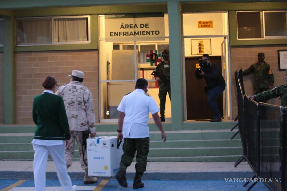 Llegan vacunas contra el COVID-19 a Saltillo; comenzarán su aplicación a las 10:00 horas