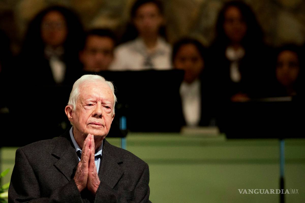 Ex presidente Jimmy Carter anuncia que está libre de cáncer