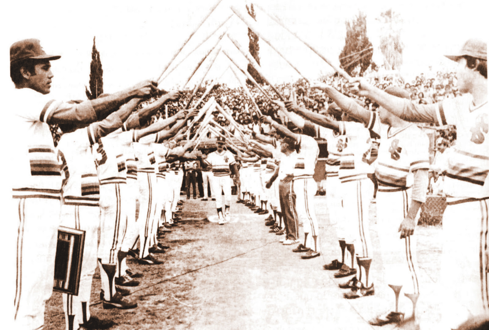 La historia se repite en Saraperos; Vanguardia la cuenta