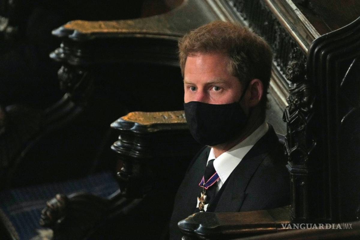 $!Guillermo y Enrique se reencuentran en el funeral de su abuelo, el príncipe Felipe