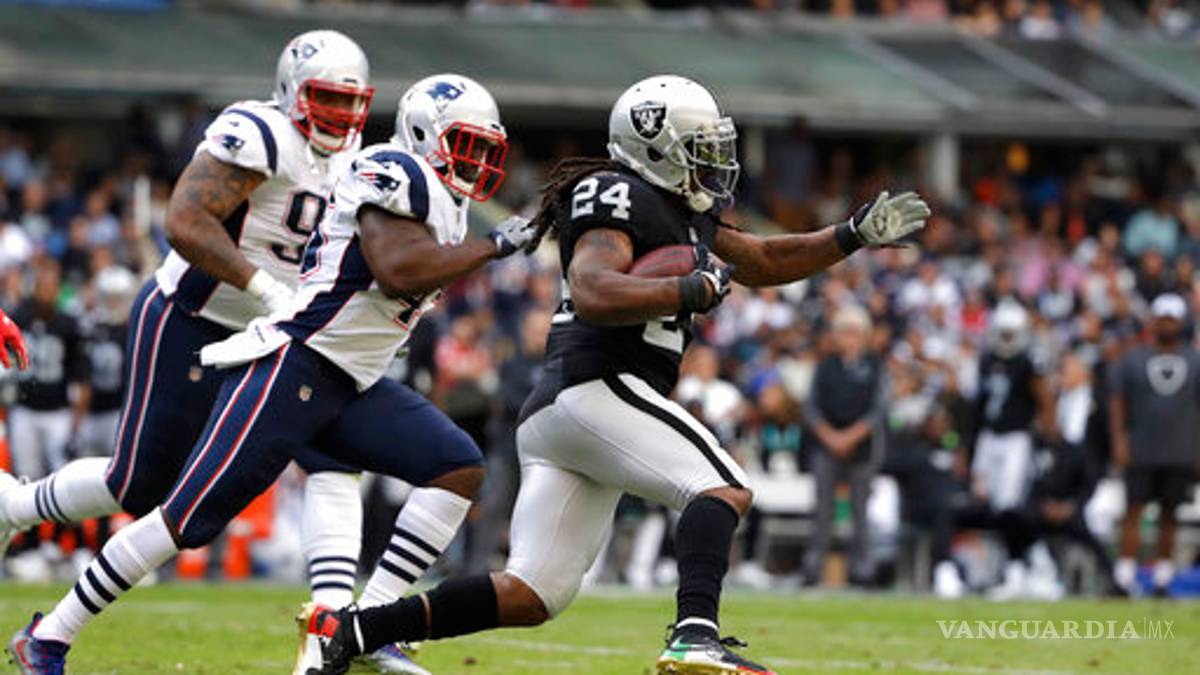 Marshawn Lynch lleva a México en su uniforme