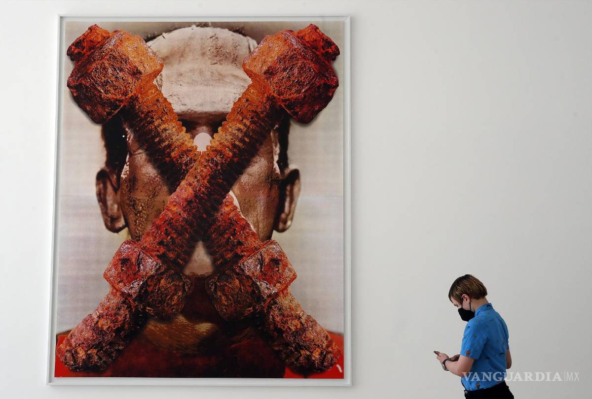 $!Vista de la obra NOMAX dentro de la muestra del artista visual Urs Fischer: Lovers, expuesta en el Museo Jumex de la Ciudad de México (México).