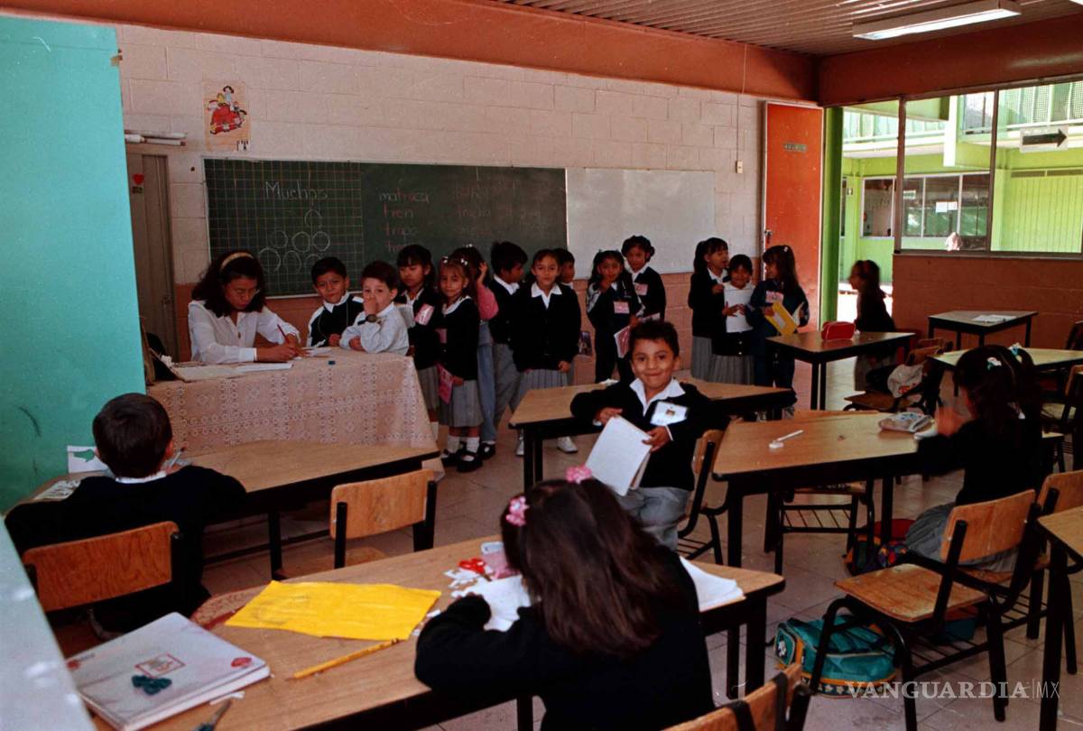 $!Jubilados pueden trabajar en dependencias y tener pensión