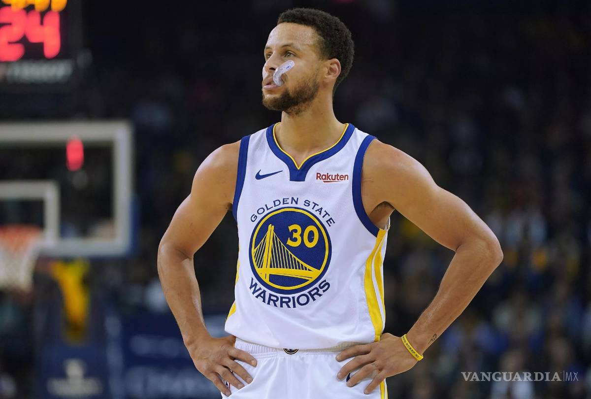 $!Multan a Stephen Curry, Draymond Green y Kevin Durant por irse en contra del arbitraje