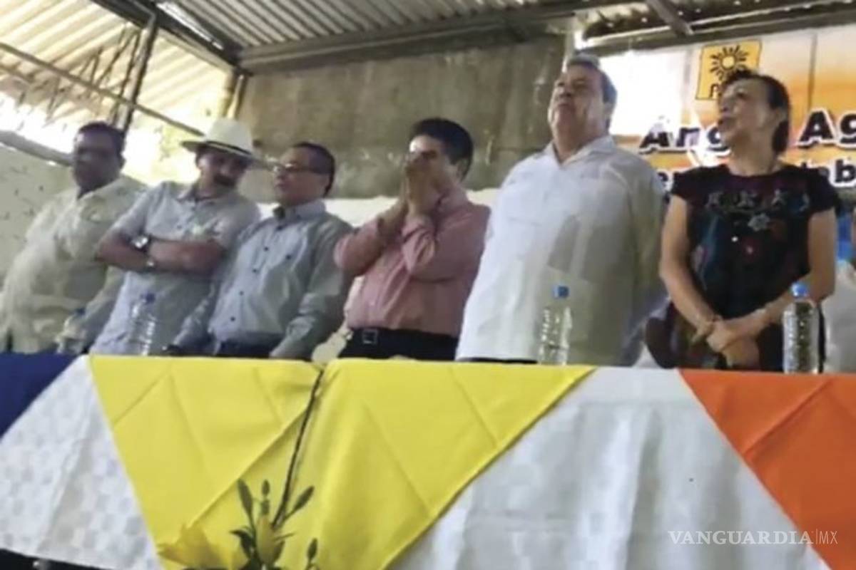 Gritan &quot;¡asesino!&quot; a exgobernador de Guerrero que busca diputación