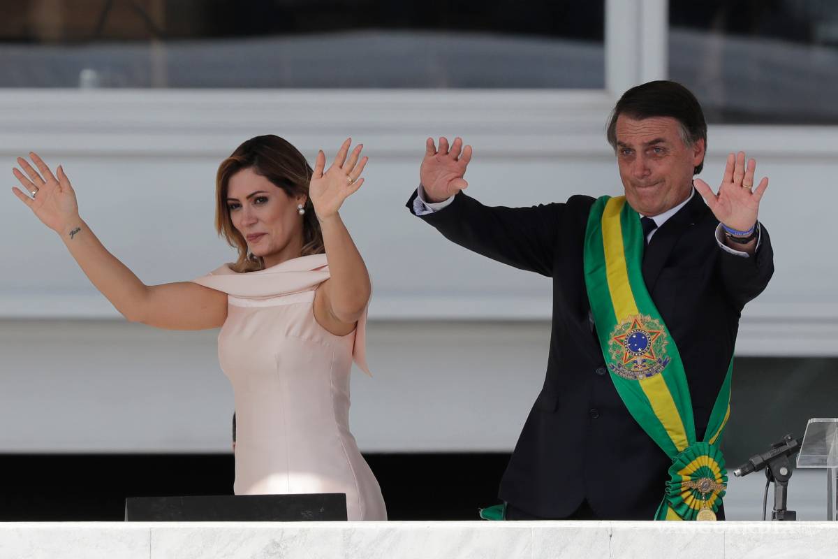 $!Bolsonaro va contra derechos indígenas en su primer día como Presidente de Brasil