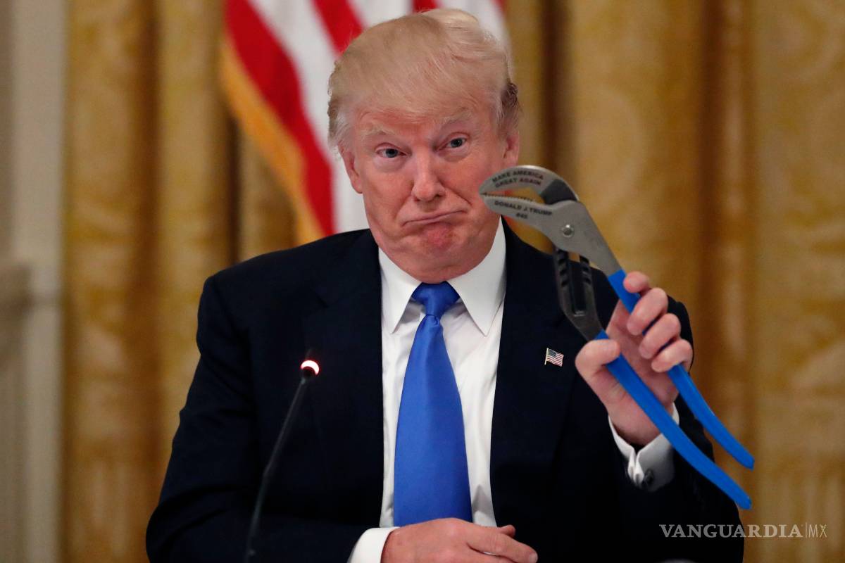 Presiona al Senado para tumbar el ‘Obamacare’