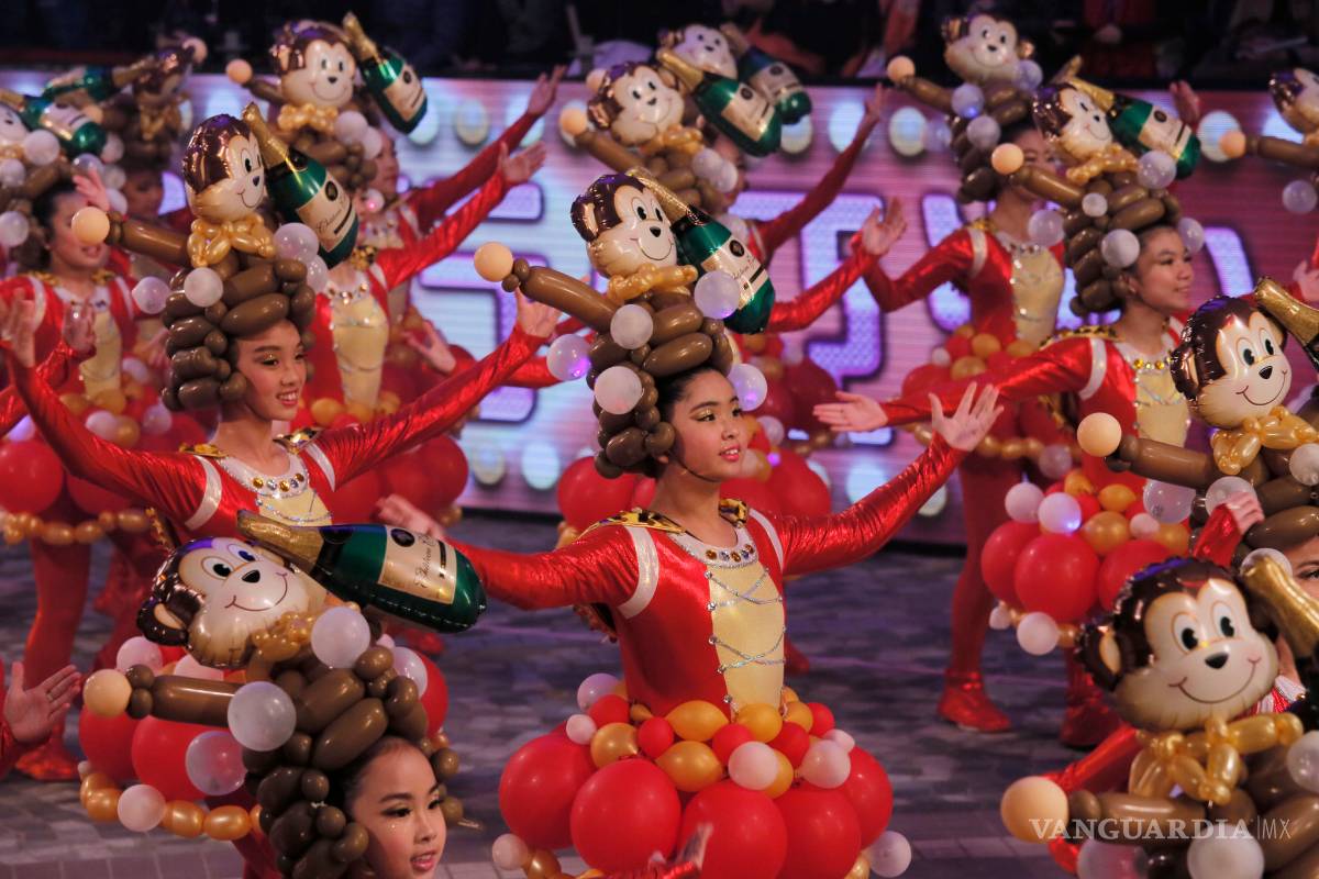 China recibe al Año del Mono