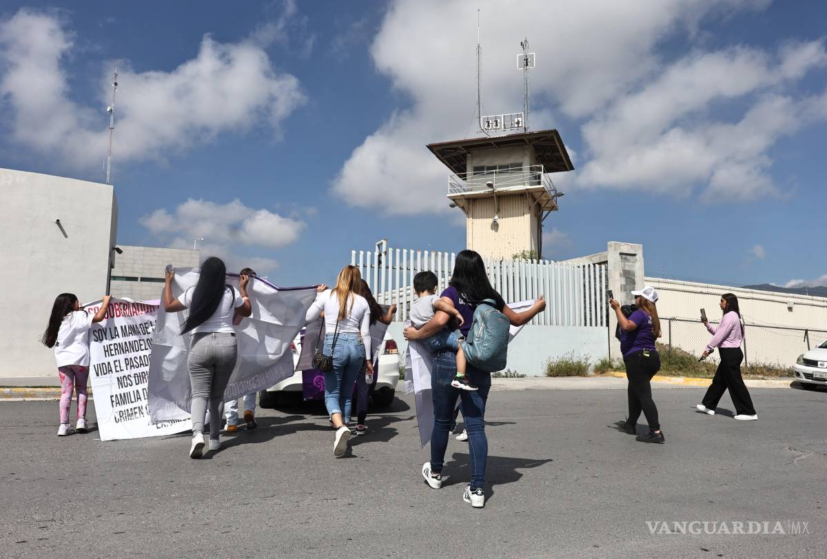 $!En su mayoría mujeres, las participantes de esta acción colectiva fueron también acompañadas por infancias y medios de comunicación.