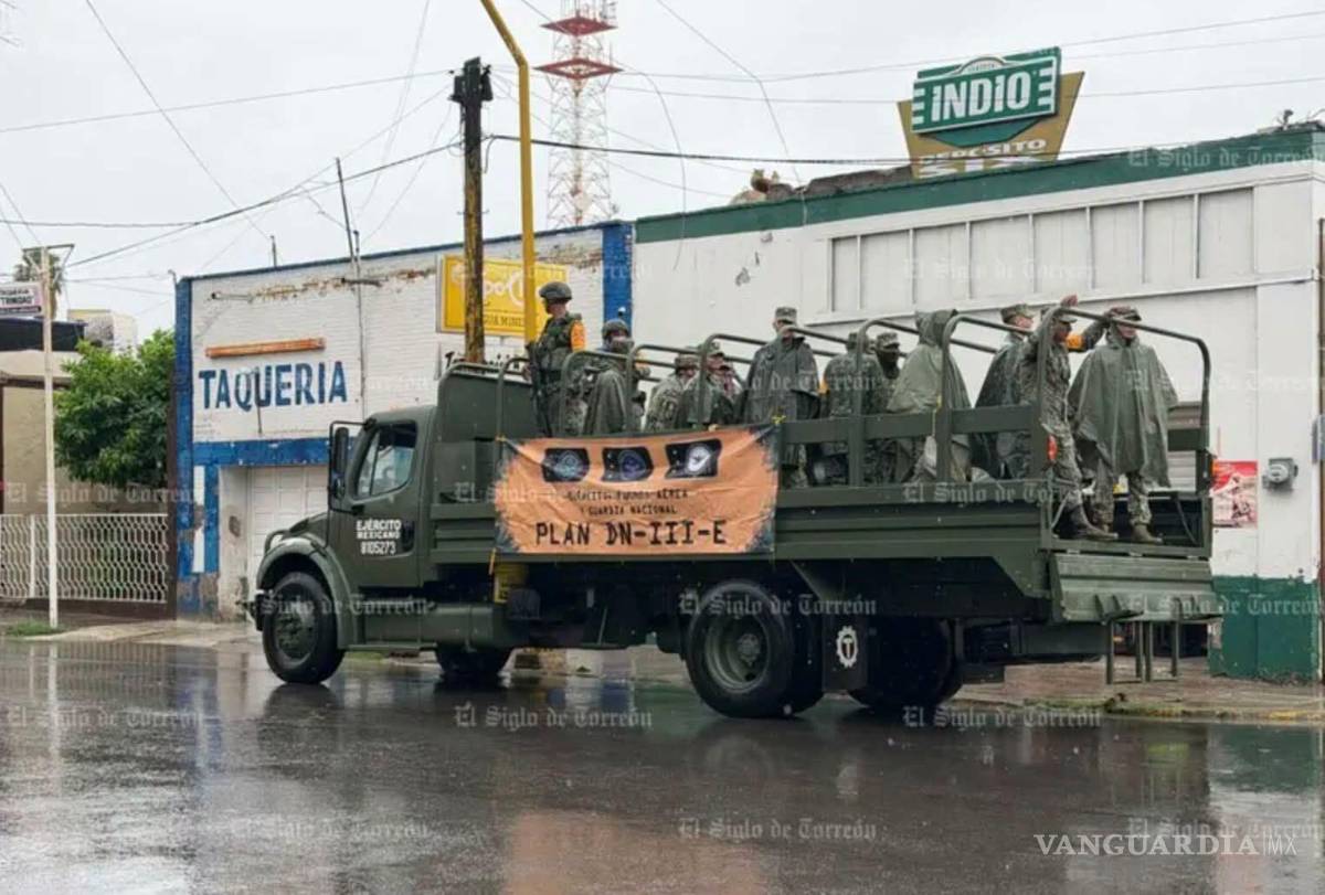 $!Elementos del Ejército Mexicano desplegaron el Plan DN-III-E para apoyar a la población de San Pedro.