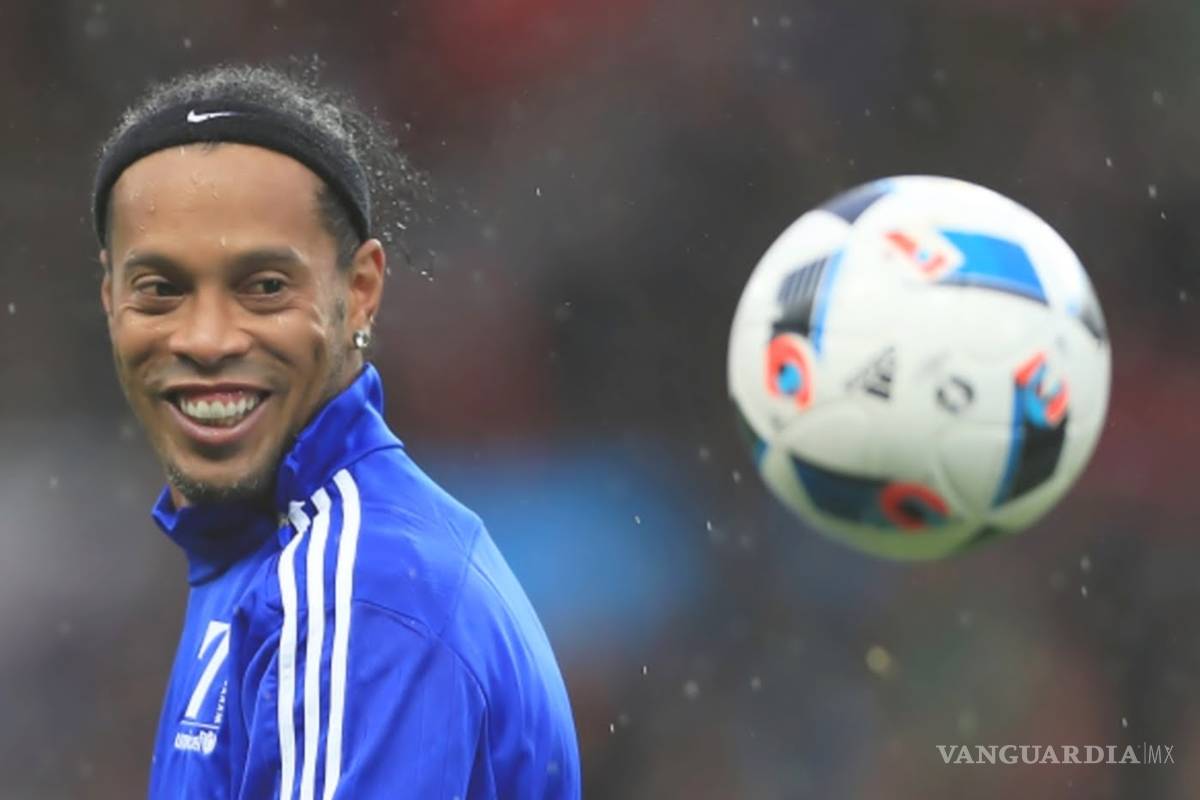 Ronaldinho se retira del futbol profesional