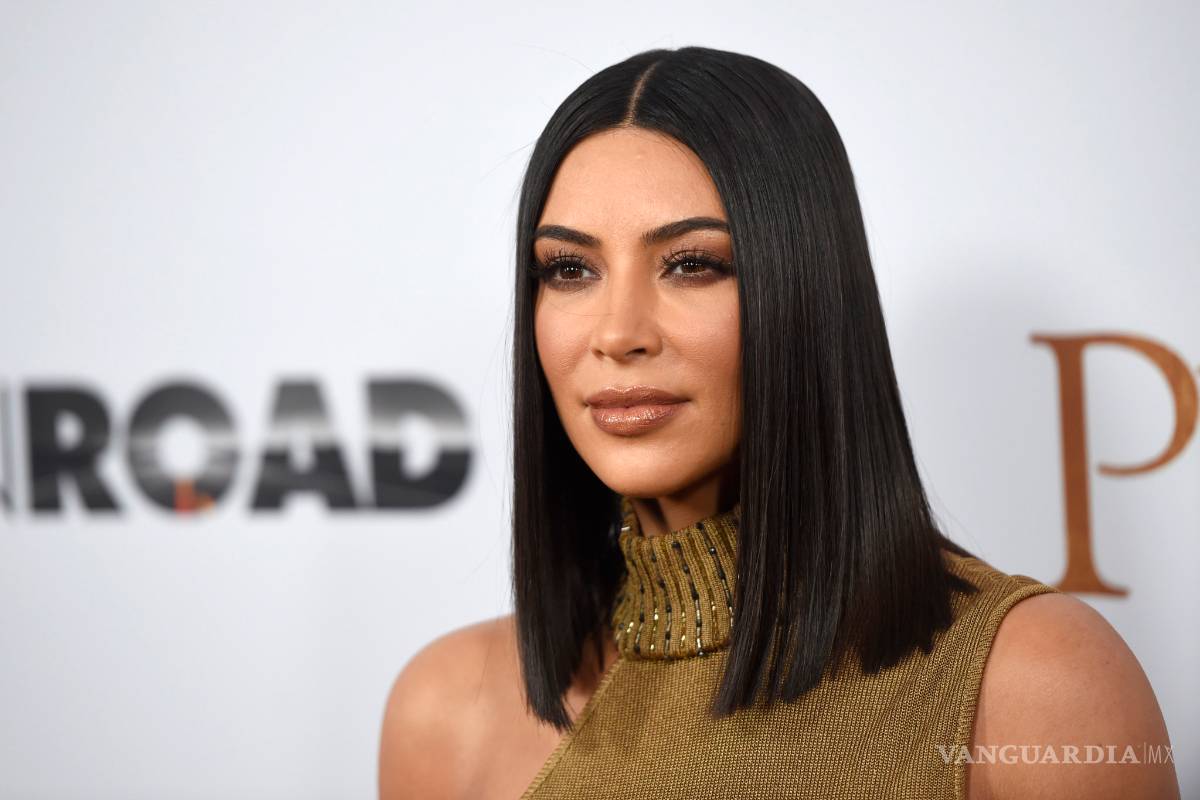 Mujeres Kardashian donan 500.000 dólares por Harvey