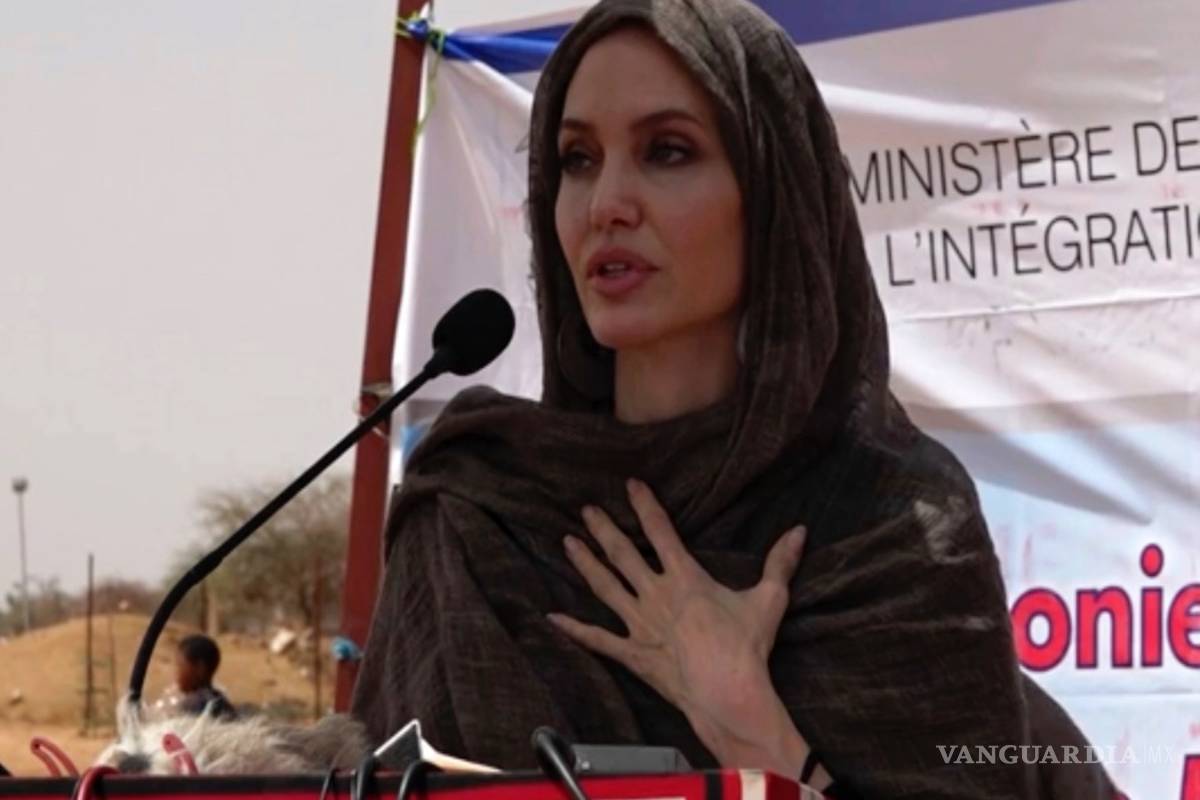 Angelina Jolie hace una a los refugiados y desplazados en Burkina Faso