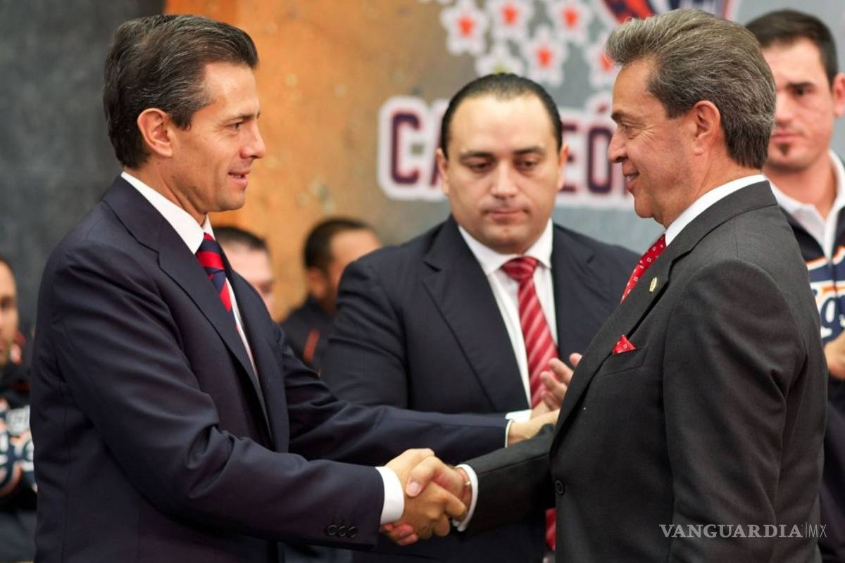 El rey de los medidores de luz: Carlos Peralta es el gran ganador de las licitaciones de CFE