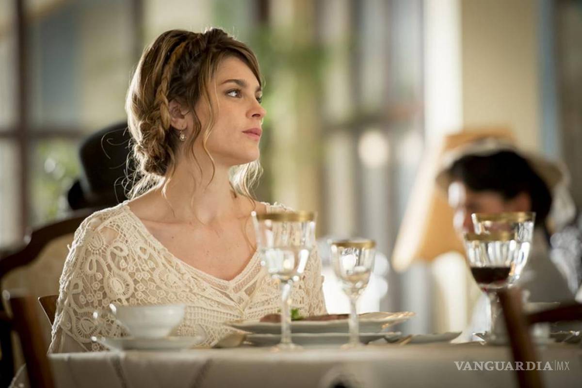 Irene Azuela conquista nuevos públicos con &quot;El gran hotel&quot;