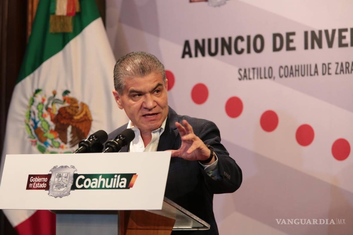 Visita gobernador de Coahuila avance de autos eléctricos en GM