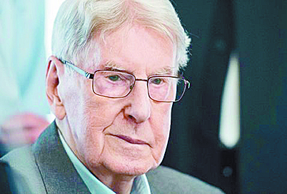 Dan 5 años de cárcel a guardia Nazi de Auschwitz