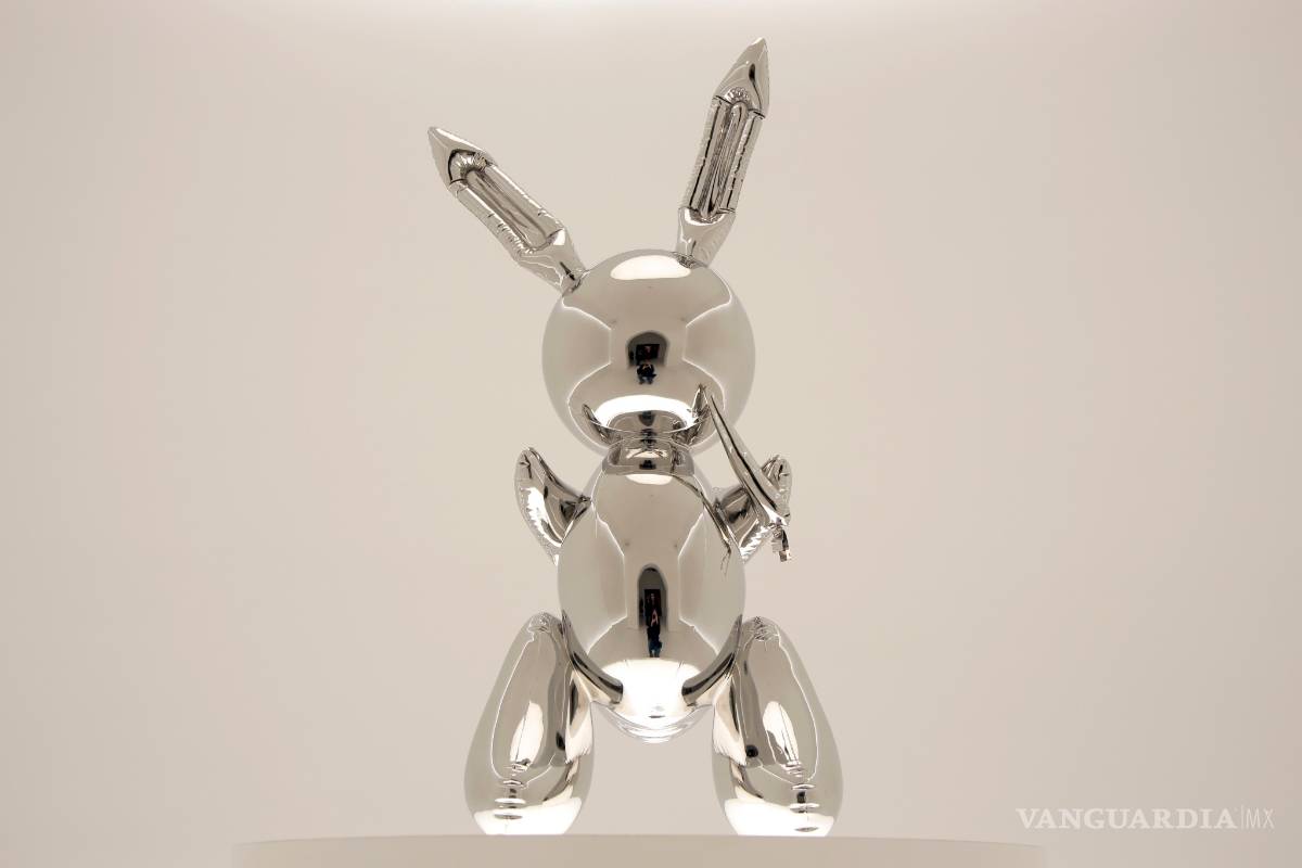 “Rabbit&quot; de Jeff Koons supera los 91 mdd y bate récord de artista vivo