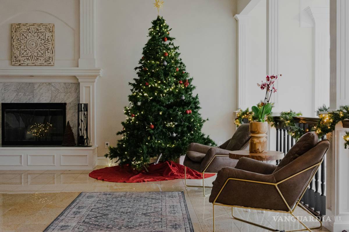 Las tendencias más elegantes para decorar tu árbol de Navidad 2025