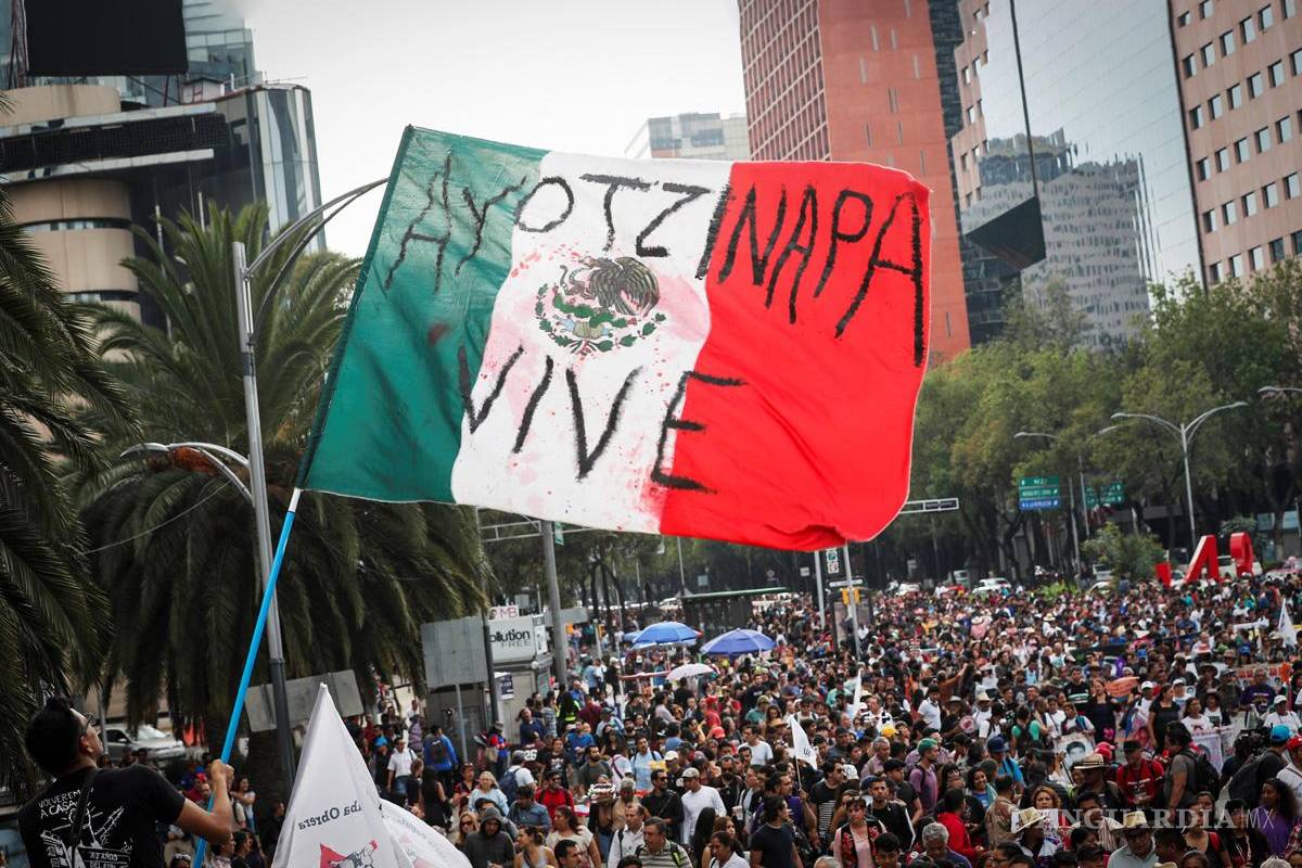 Seis normalistas de Ayotzinapa habrían permanecido con vida días después del ataque: Alejandro Encinas