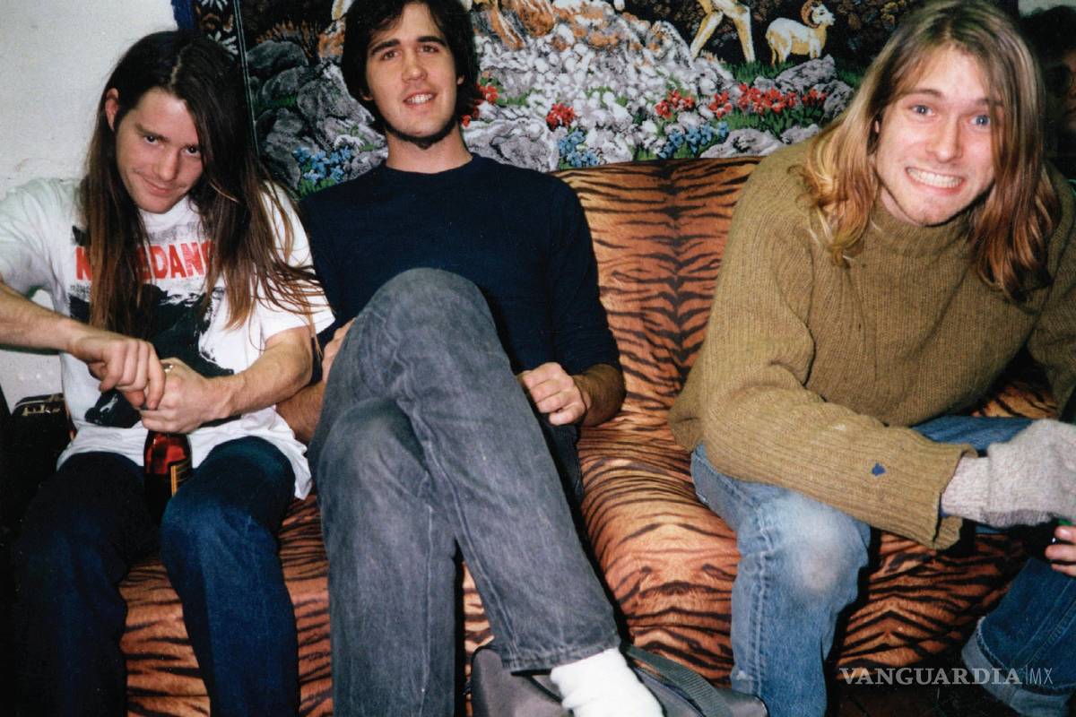 Revelan video inédito de Nirvana grabando su primer demo