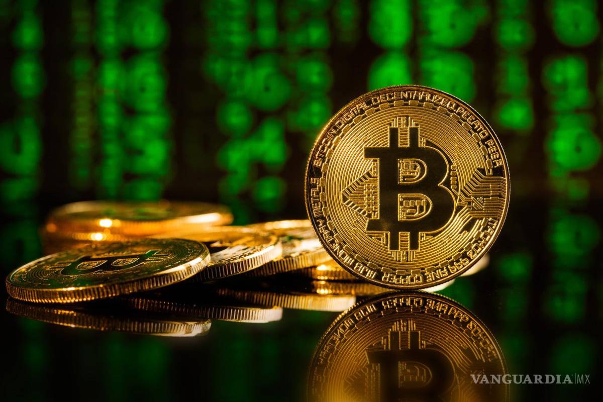 Resiste el bitcoin y rebasa los 28 mil dólares